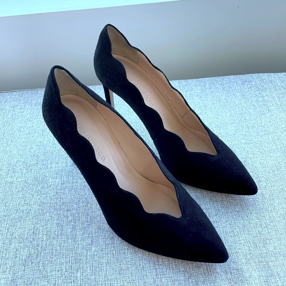 Club Monaco Black Suede Kendally pump